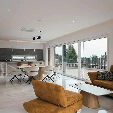 Prestige Rooftop Viva With Hot Tub Apartman *