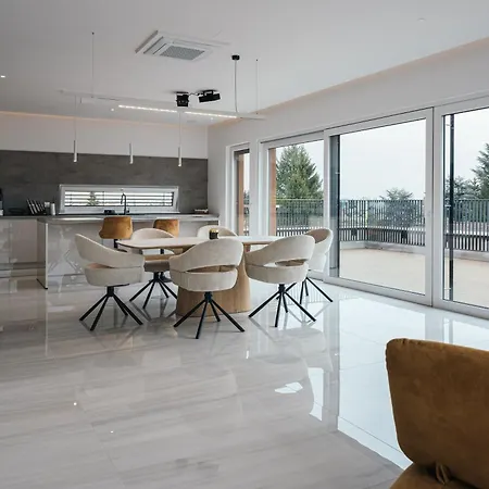 Prestige Rooftop Viva With Hot Tub Apartman *